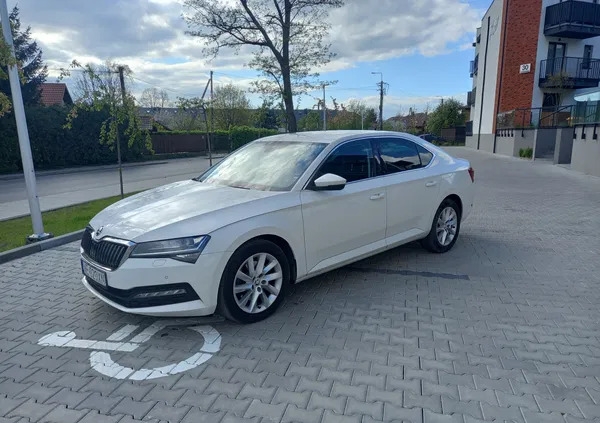 warmińsko-mazurskie Skoda Superb cena 85900 przebieg: 178000, rok produkcji 2020 z Warszawa